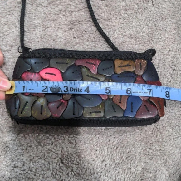 Button Mosaic Shoulder bag - Picture 5 of 7